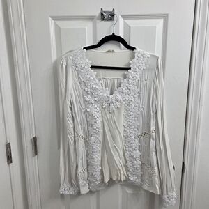 POL White Floral Lace Blouse